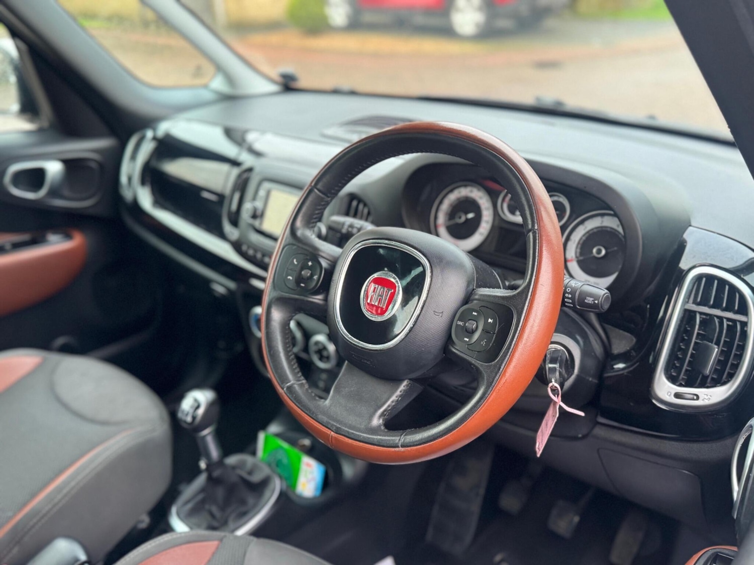 Used Fiat 500L 2014 for sale - 77524831: Photo 11