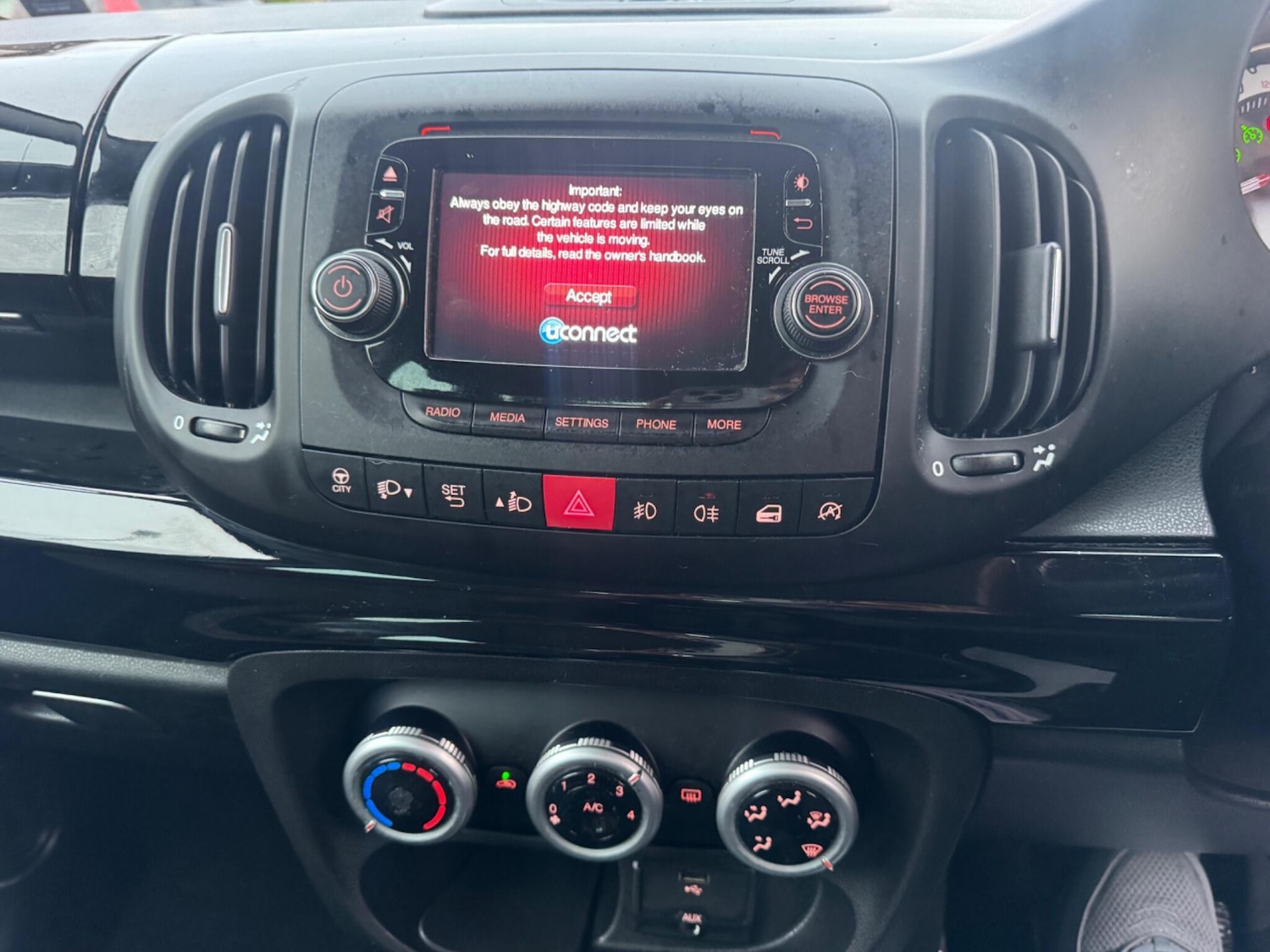 Used Fiat 500L 2014 for sale - 77524831: Photo 16