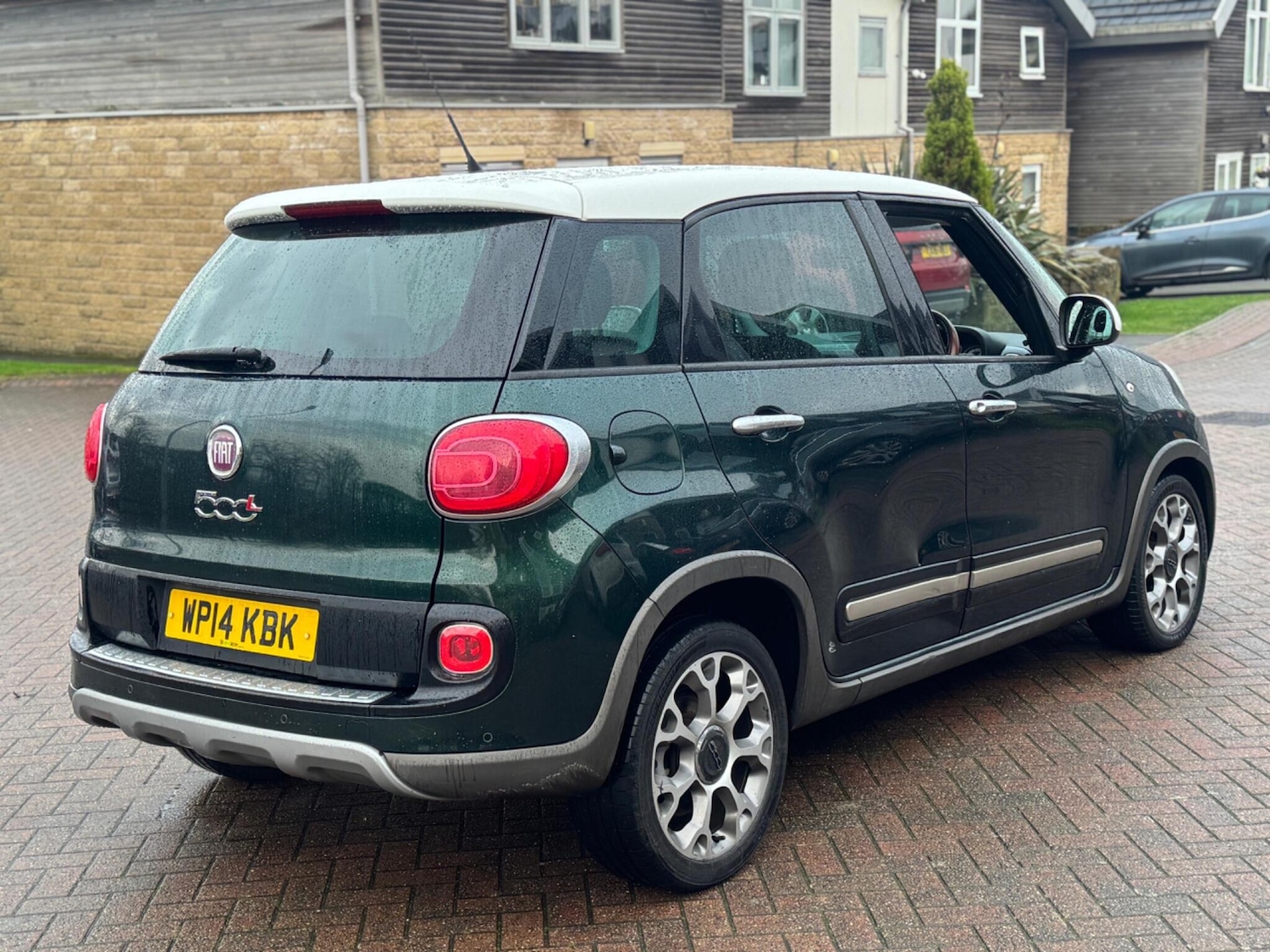 Used Fiat 500L 2014 for sale - 77524831: Photo 9