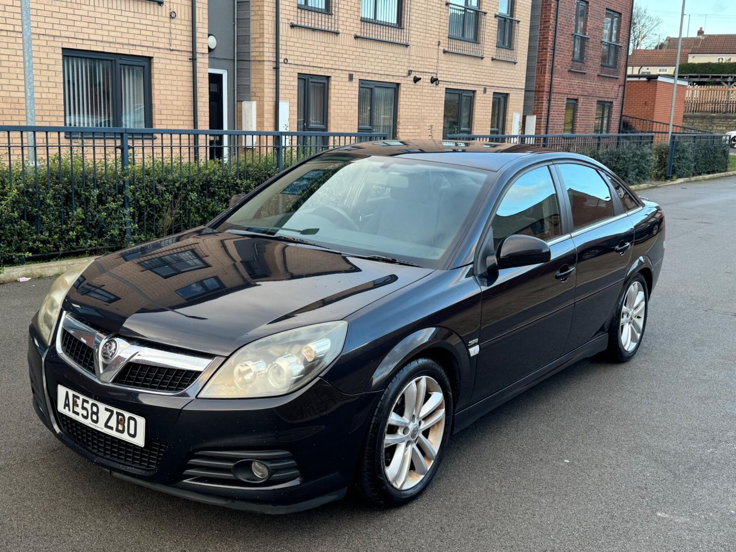 Used Vauxhall Vectra 2008 for sale - 77242279: Photo 3