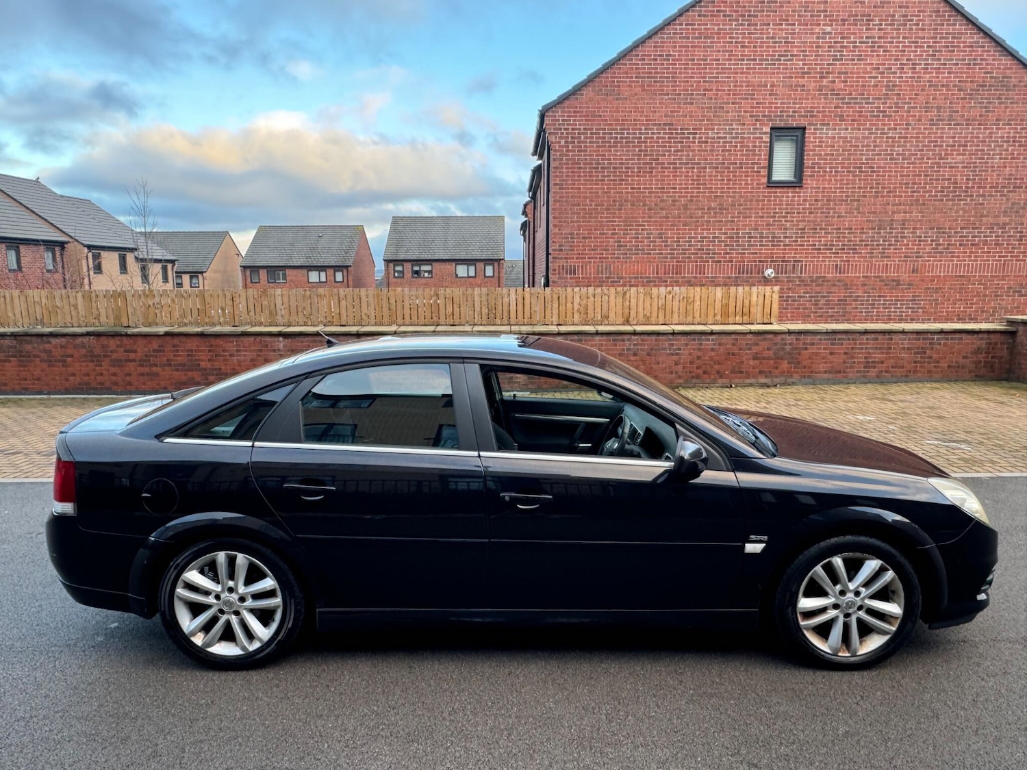 Used Vauxhall Vectra 2008 for sale - 77242279: Photo 9