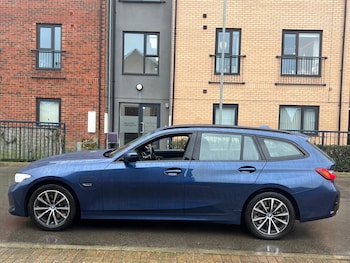 Used BMW 3 Series 2022 for sale - 77909509: Photo