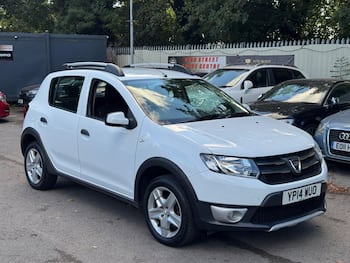 Used Dacia Sandero Stepway 2014 for sale - 79847760: Photo