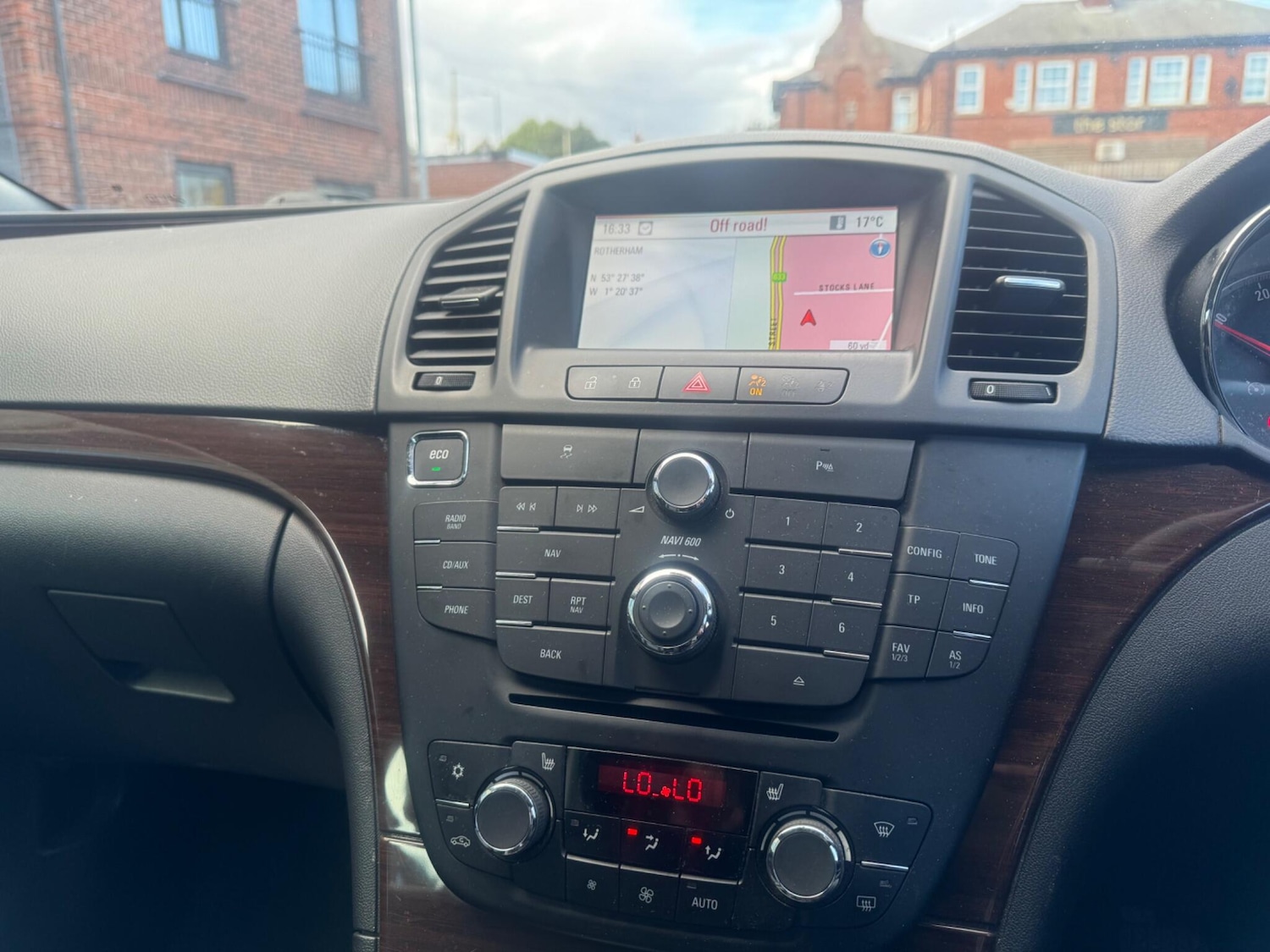 Used Vauxhall Insignia 2011 for sale - 76996061: Photo 10