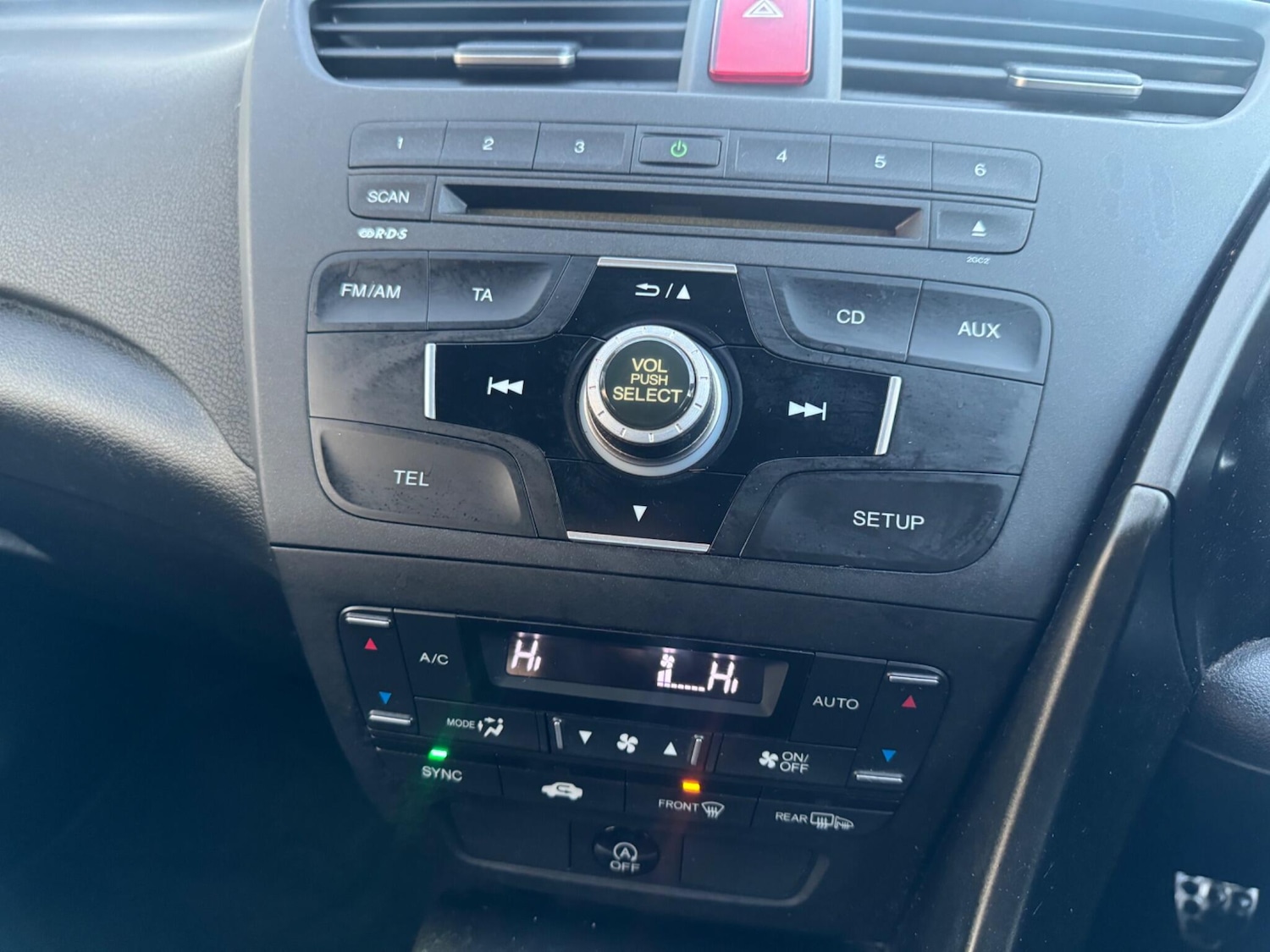 Used Honda Civic 2012 for sale - 76742853: Photo 13