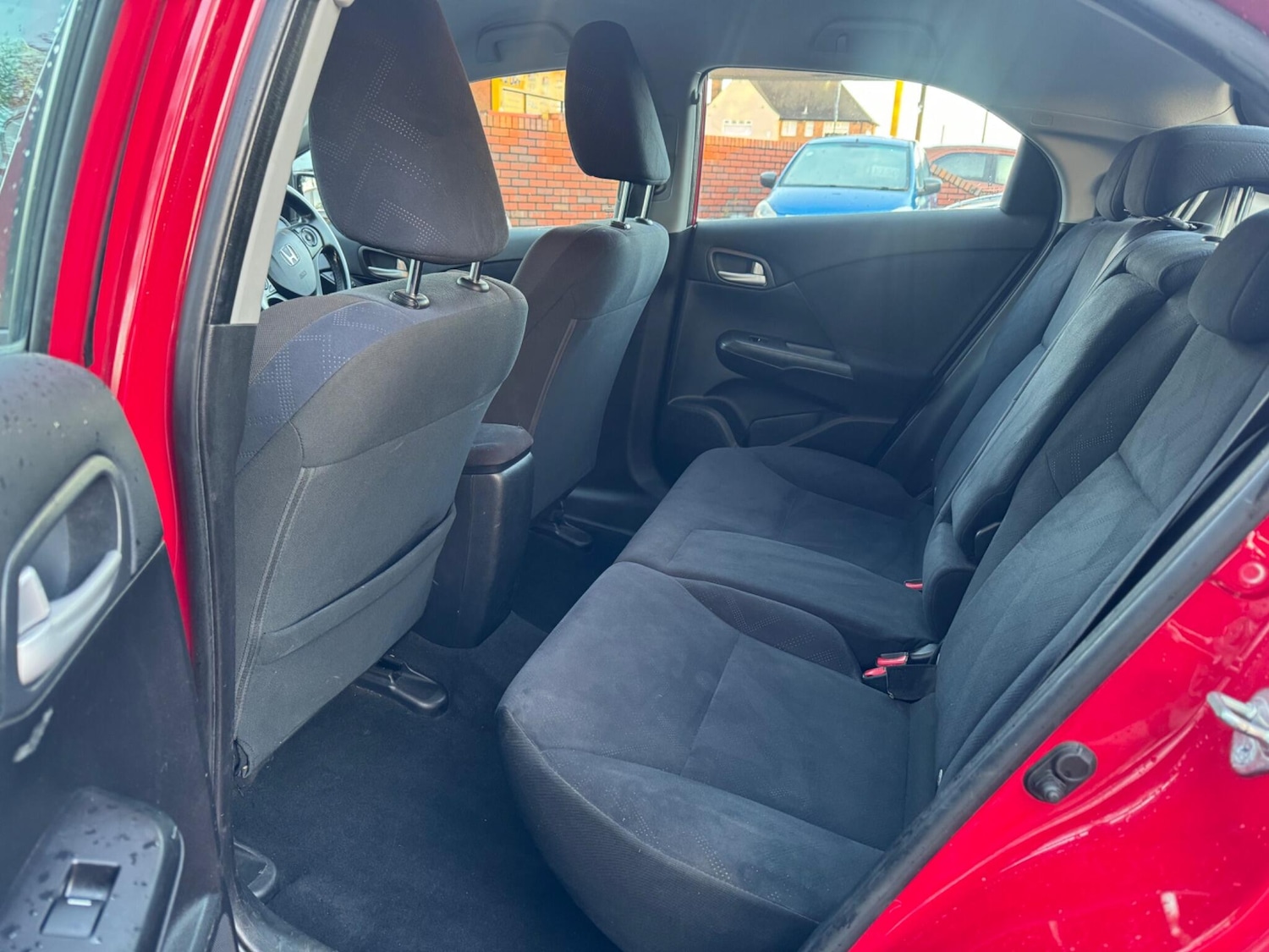 Used Honda Civic 2012 for sale - 76742853: Photo 9