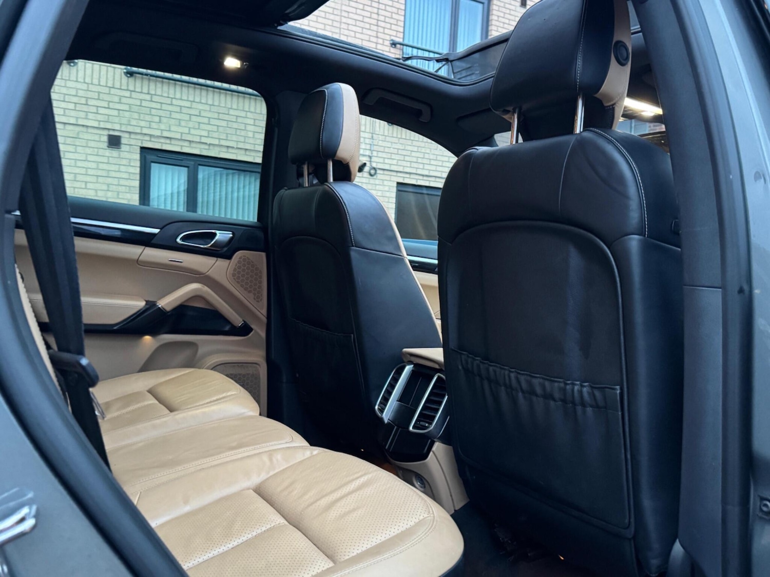 Used Porsche Cayenne for sale - 77412270: Photo 15