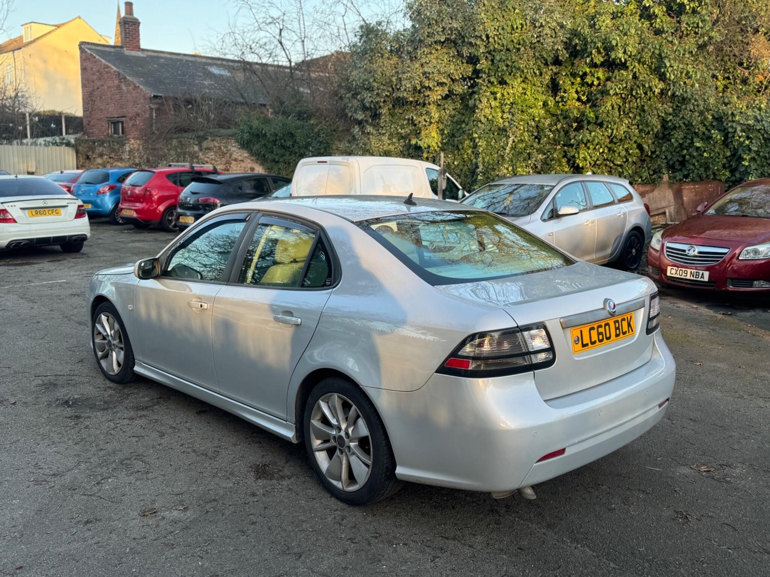 Used Saab 9-3 2010 for sale - 77054128: Photo 4