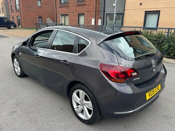 Used Vauxhall Astra 2015 for sale - 78946977: Photo
