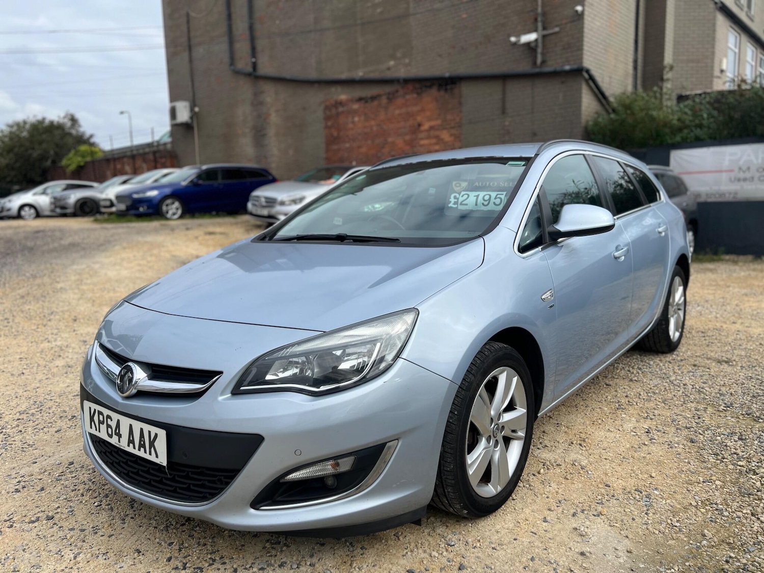 Used Vauxhall Astra 2014 for sale - 76781541: Photo 2