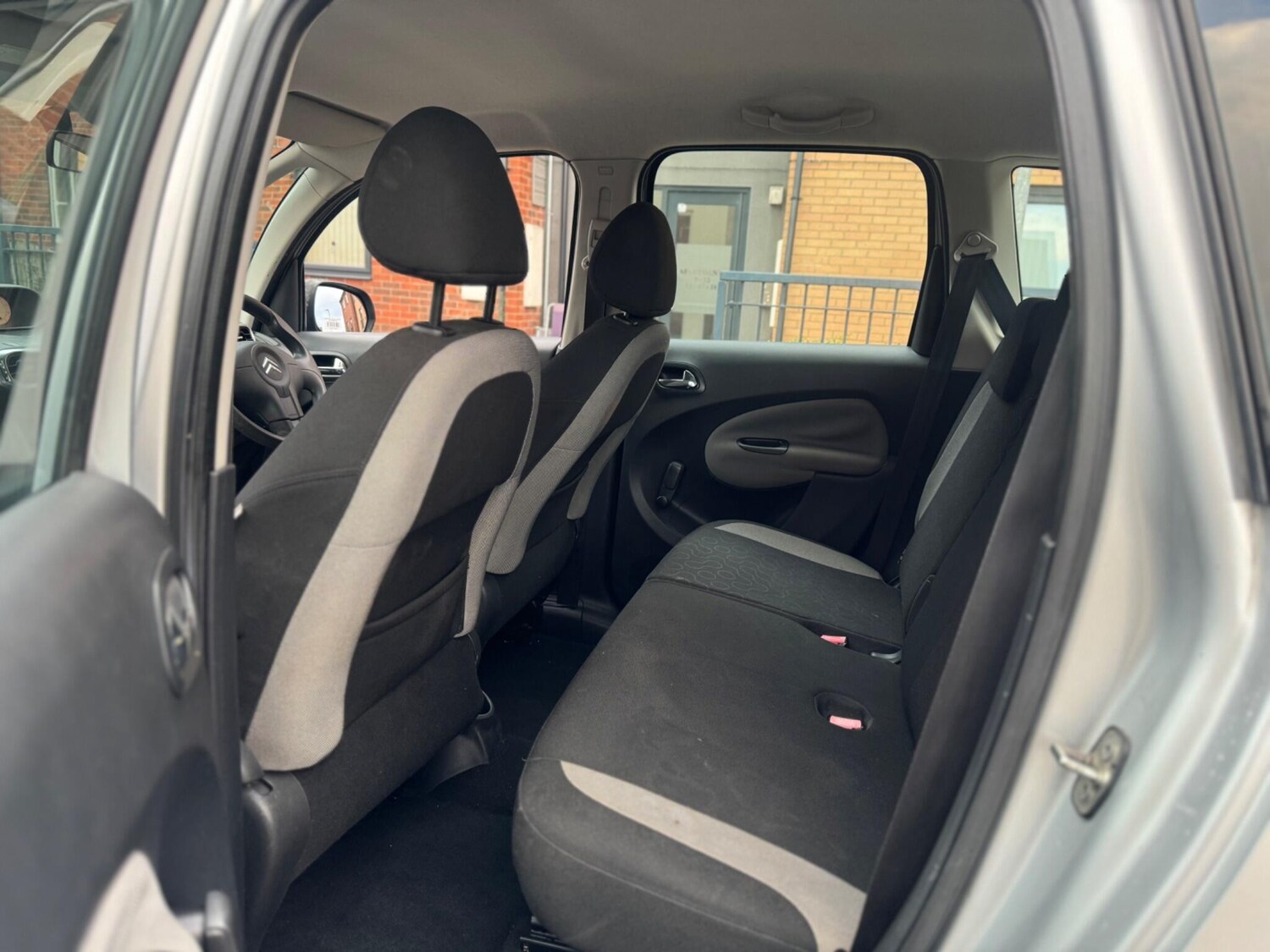 Used Citroen C3 Picasso 2009 for sale - 77496122: Photo 10