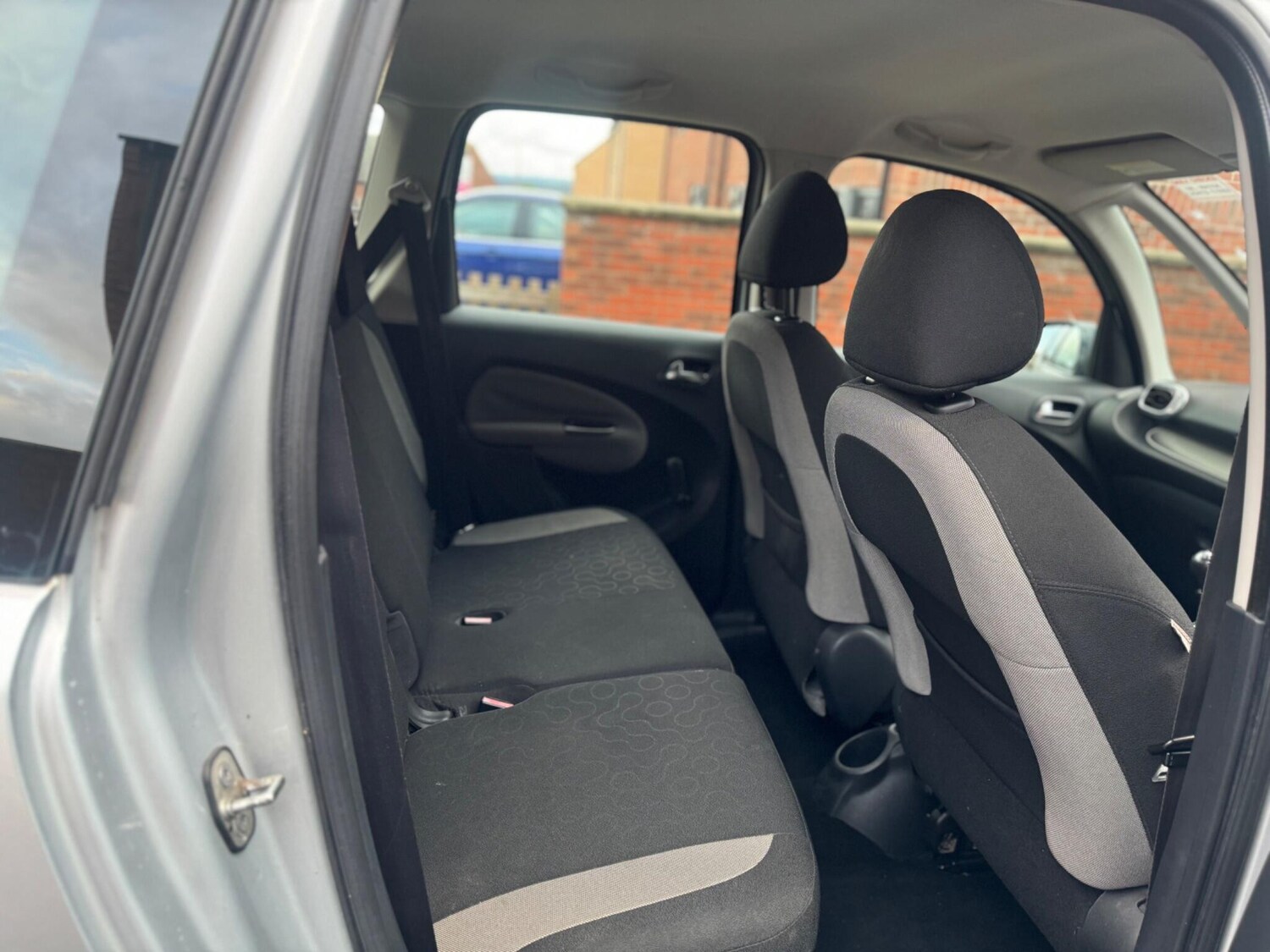 Used Citroen C3 Picasso 2009 for sale - 77496122: Photo 11