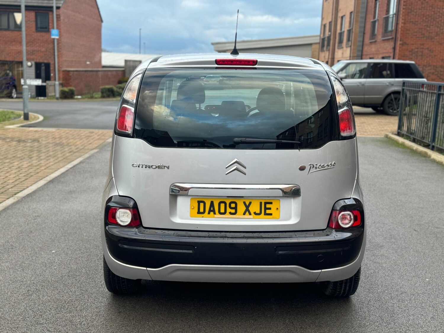 Used Citroen C3 Picasso 2009 for sale - 77496122: Photo 6