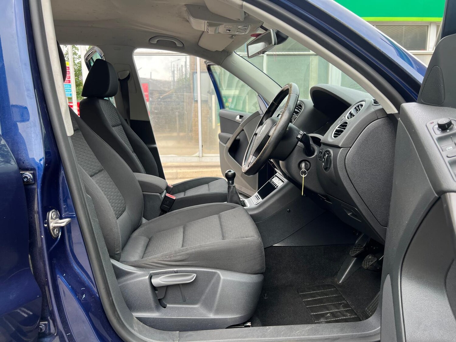 Used Volkswagen Tiguan for sale - 77634015: Photo 15