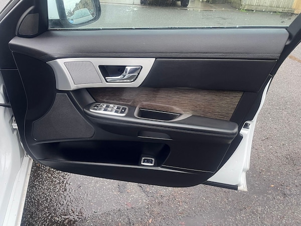 Used Jaguar XF 2012 for sale - 75430885: Photo 15