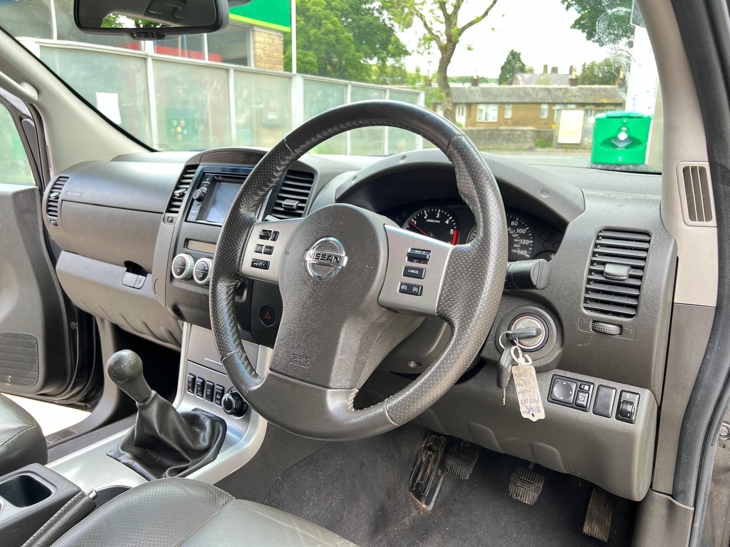 Used Nissan Navara 2013 for sale - 77634012: Photo 11