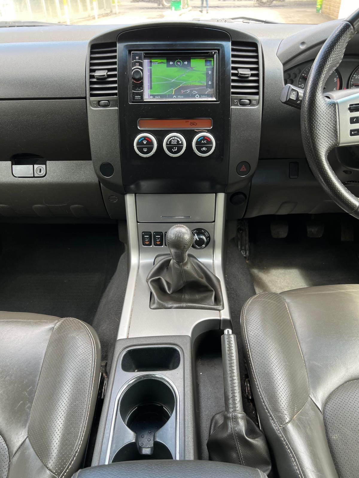 Used Nissan Navara 2013 for sale - 77634012: Photo 15