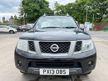 Used Nissan Navara 2013 for sale - 77634012: Photo