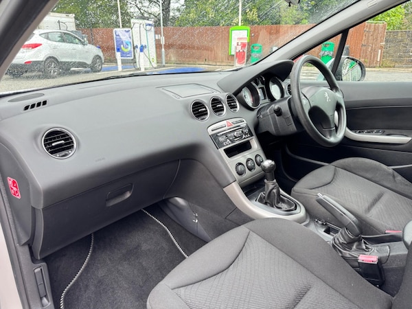 Used Peugeot 308 2013 for sale - 75430588: Photo 12