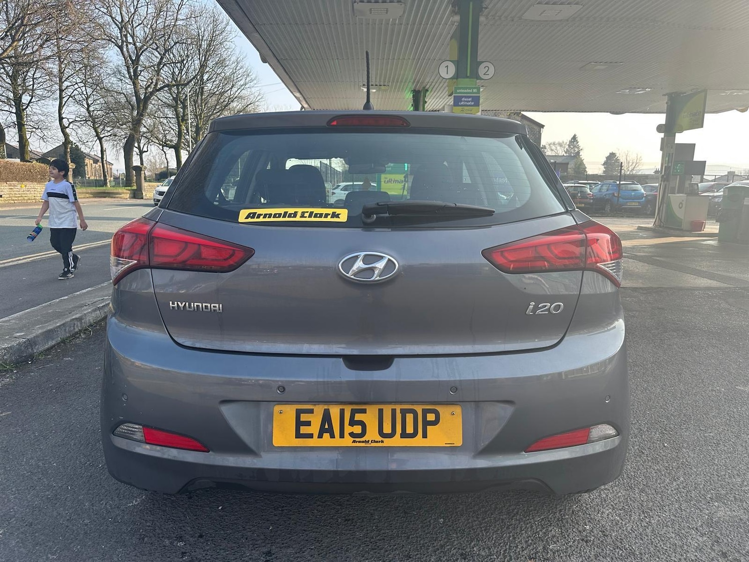 Used Hyundai i20 2015 for sale - 77978114: Photo 2