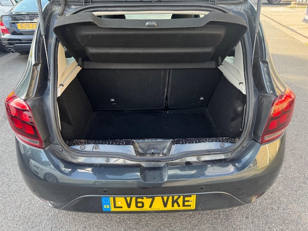 Used Dacia Sandero 2018 for sale - 75477779: Photo 10