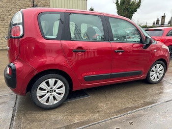 Used Citroen C3 Picasso 2013 for sale - 75430797: Photo