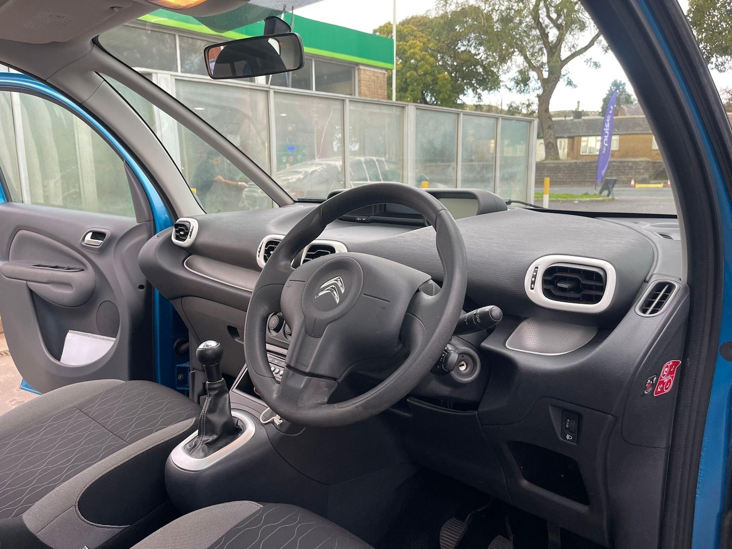 Used Citroen C3 Picasso 2013 for sale - 76993965: Photo 9