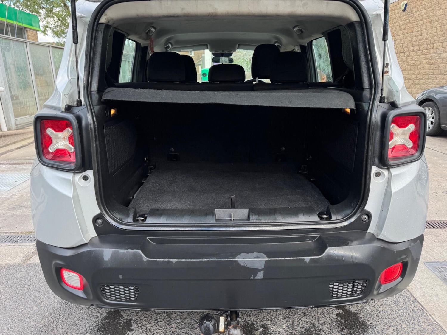 Used Jeep Renegade 2015 for sale - 76988853: Photo 12