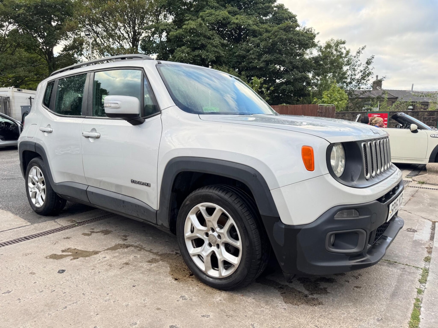 Used Jeep Renegade 2015 for sale - 76988853: Photo 3
