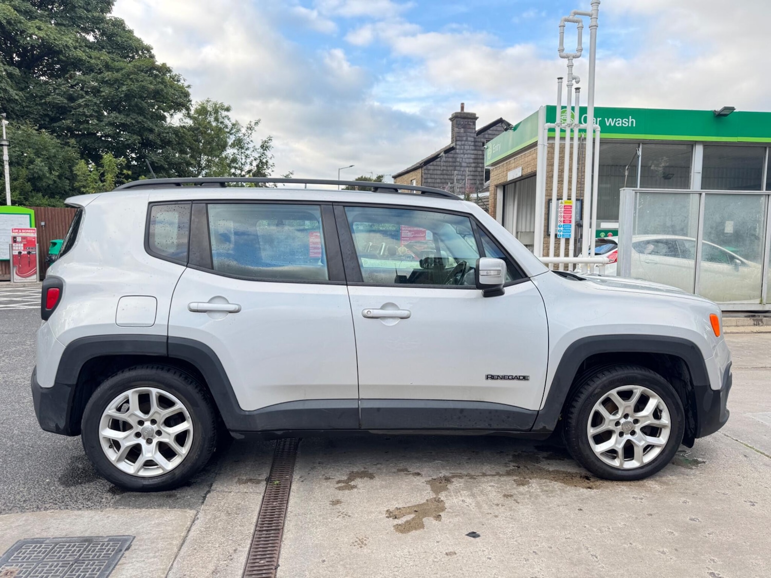 Used Jeep Renegade 2015 for sale - 76988853: Photo 5