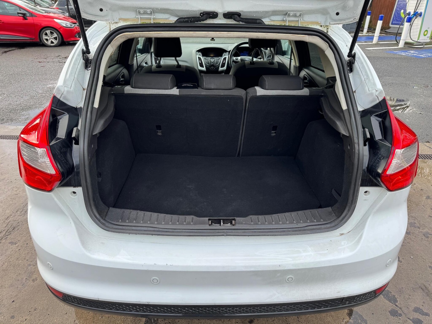 Used Ford Focus 2011 for sale - 77163504: Photo 10