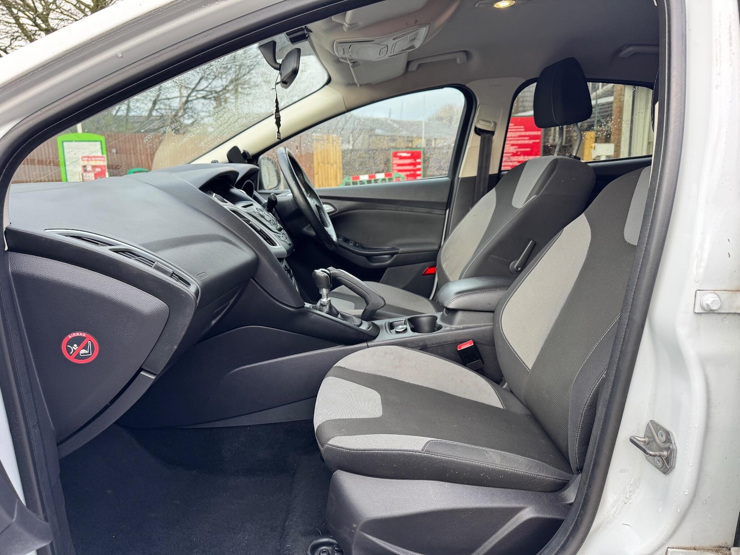 Used Ford Focus 2011 for sale - 77163504: Photo 12