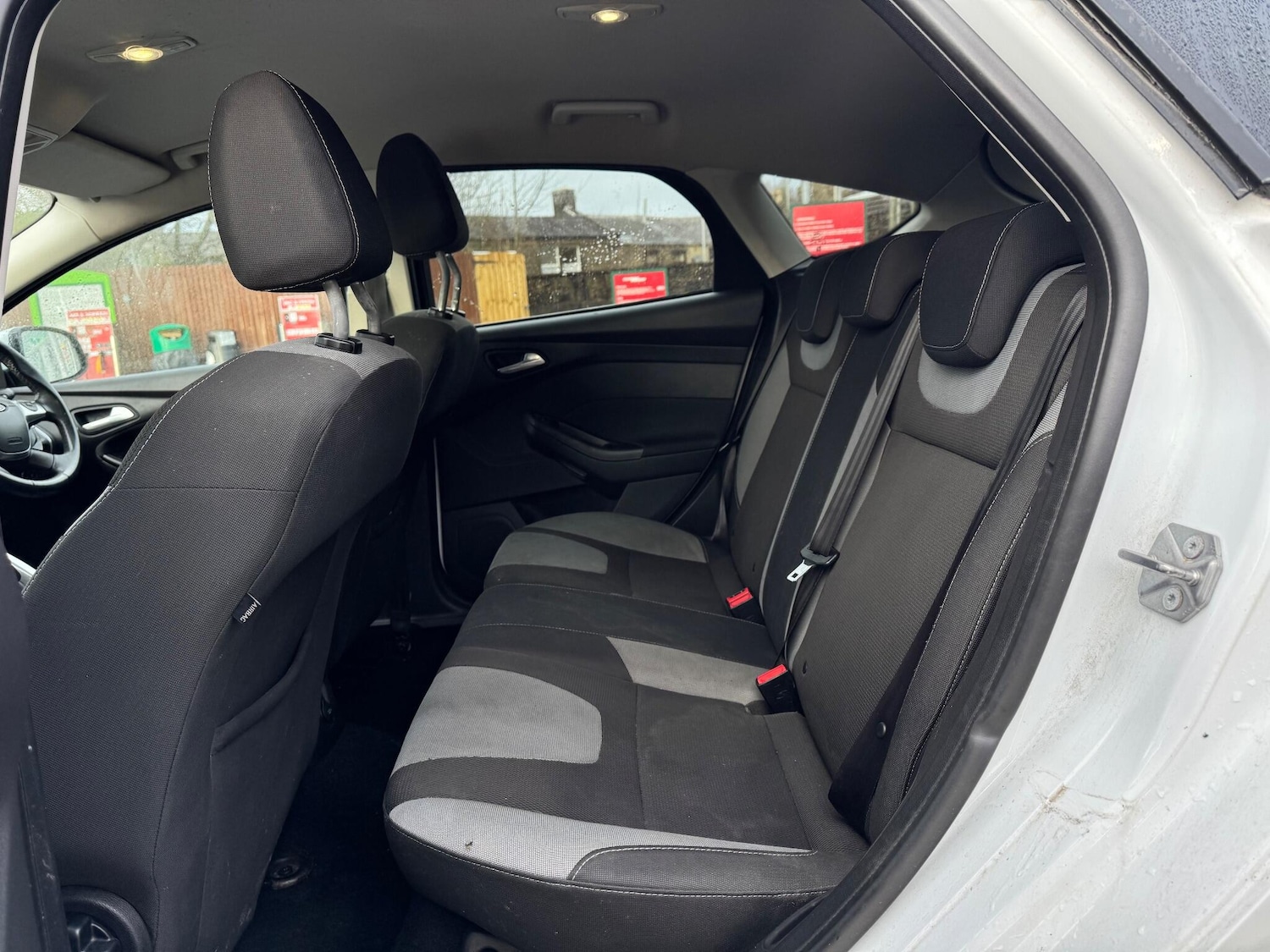 Used Ford Focus 2011 for sale - 77163504: Photo 13