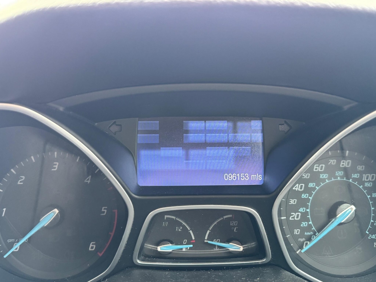 Used Ford Focus 2011 for sale - 77163504: Photo 19