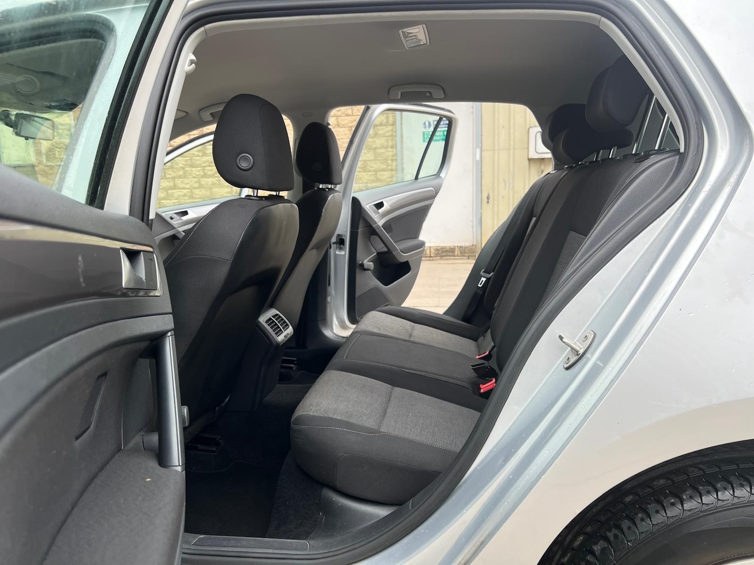 Used Volkswagen Golf 2013 for sale - 76122755: Photo 18