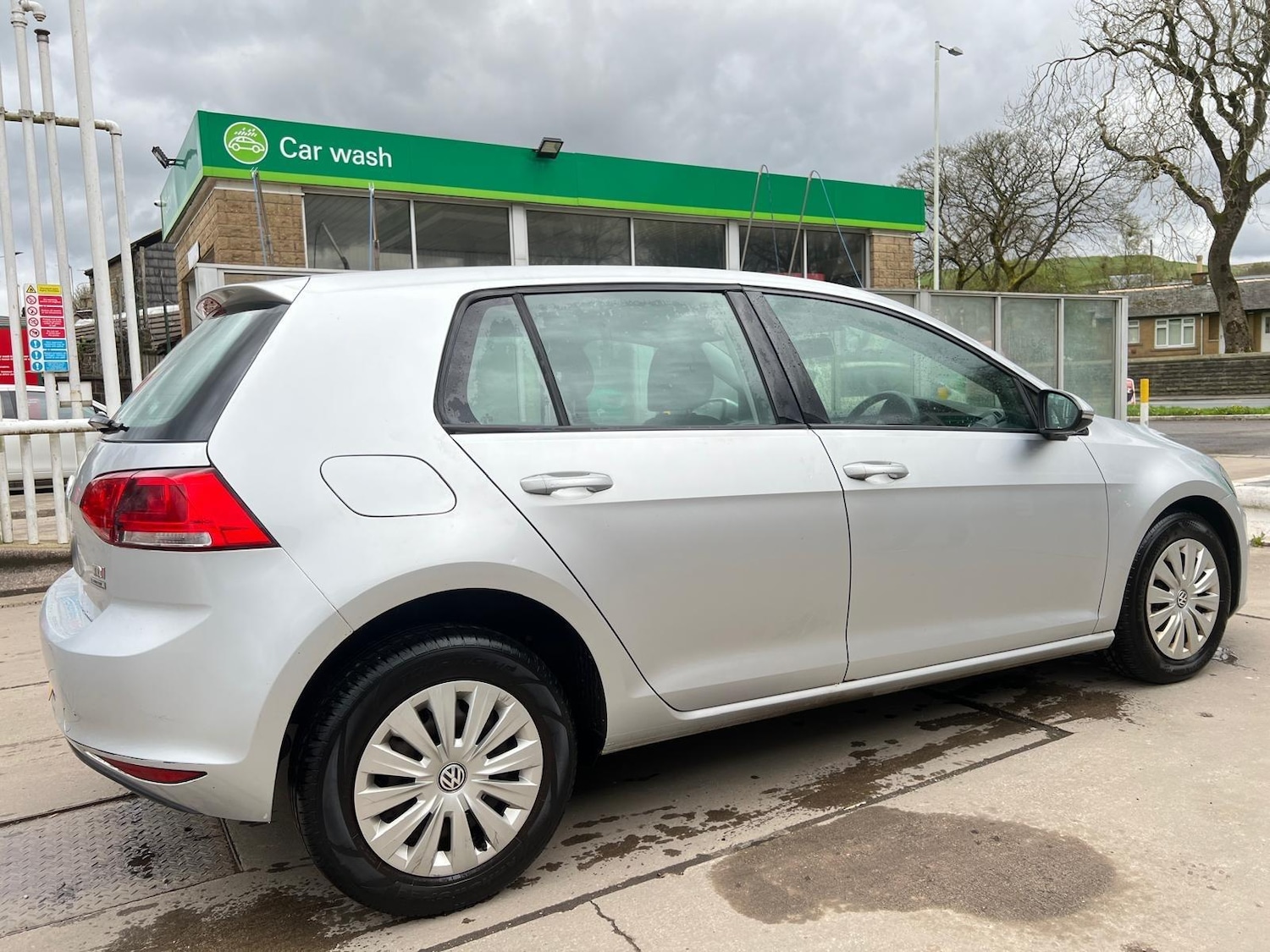 Used Volkswagen Golf 2013 for sale - 76122755: Photo 6