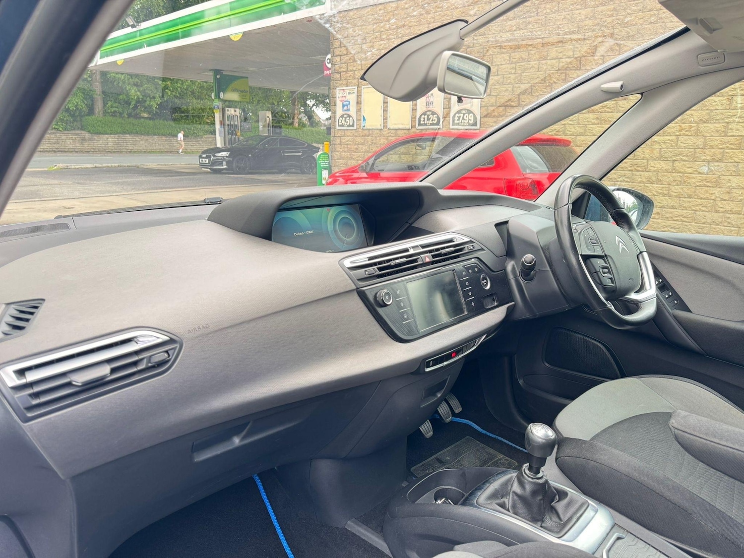 Used Citroen C4 Grand Picasso 2015 for sale - 76991332: Photo 11