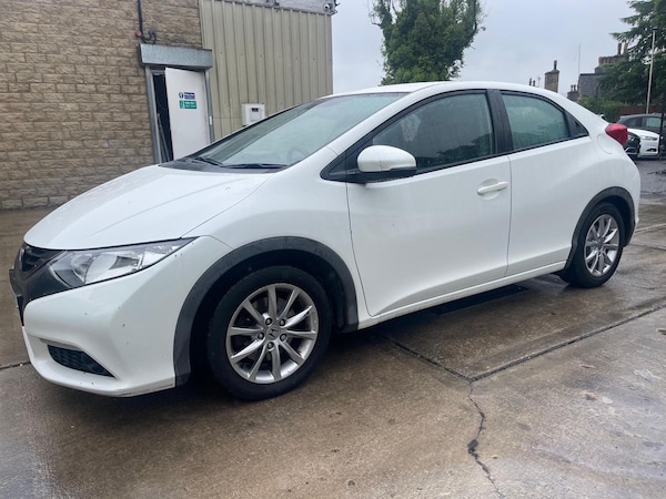 Used Honda Civic 2012 for sale - 75430329: Photo 3