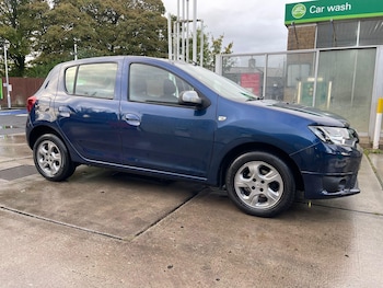 Used Dacia Sandero 2015 for sale - 75430568: Photo