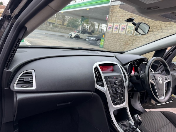 Used Vauxhall Astra 2012 for sale - 75431796: Photo 14