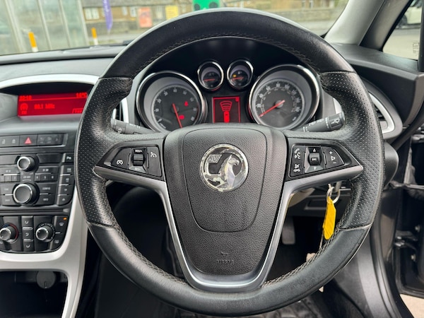 Used Vauxhall Astra 2012 for sale - 75431796: Photo 18