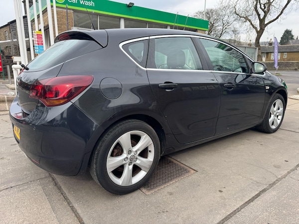 Used Vauxhall Astra 2012 for sale - 75431796: Photo 5