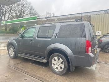 Used Nissan Pathfinder 2012 for sale - 76995227: Photo