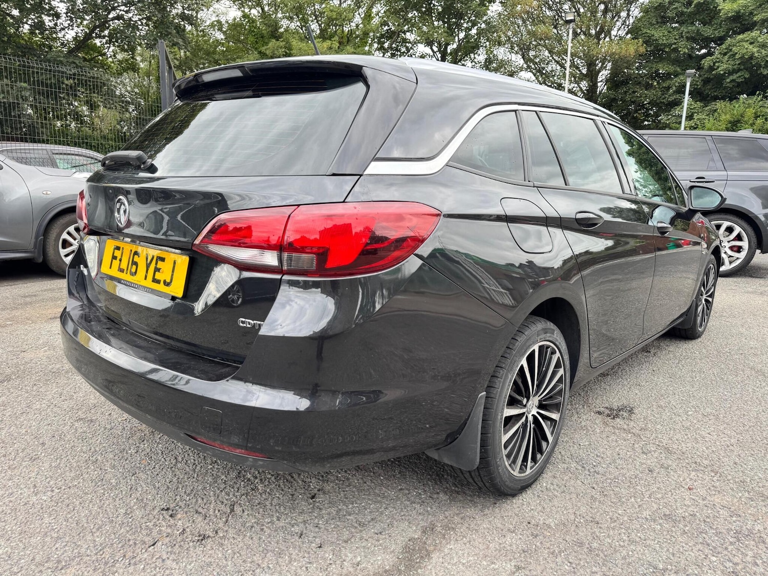 Used Vauxhall Astra 2016 for sale - 76989760: Photo 4