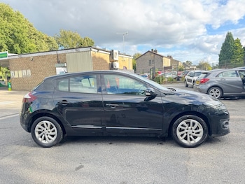 Used Renault Megane 2015 for sale - 75696820: Photo