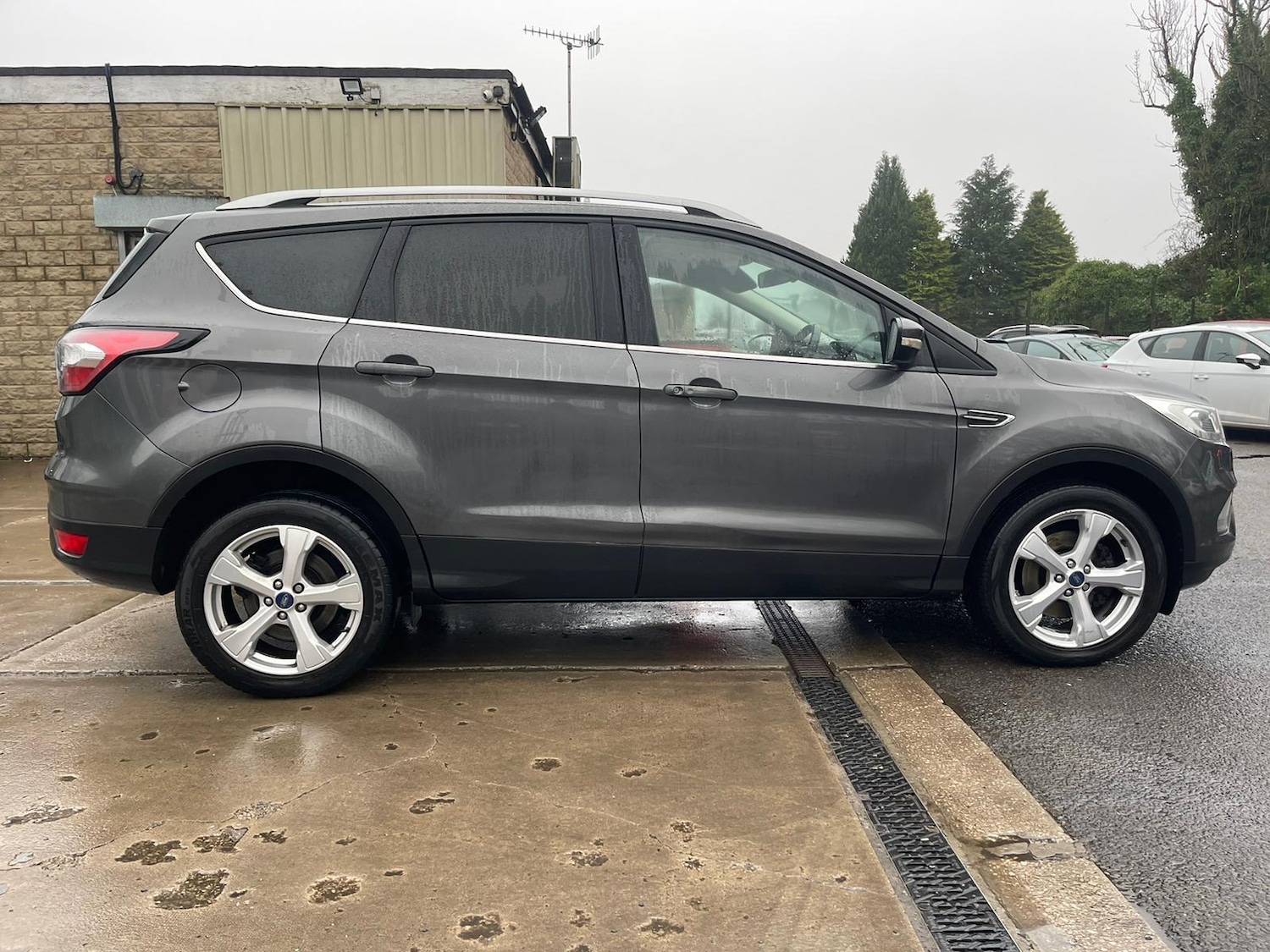Used Ford Kuga 2017 for sale - 76990588: Photo 8