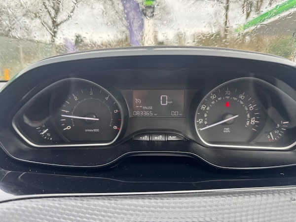 Used Peugeot 2008 2015 for sale - 75430489: Photo 16