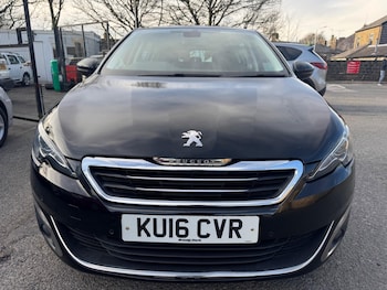 2016 (16) - 1.6 BlueHDi 120 Allure 5dr