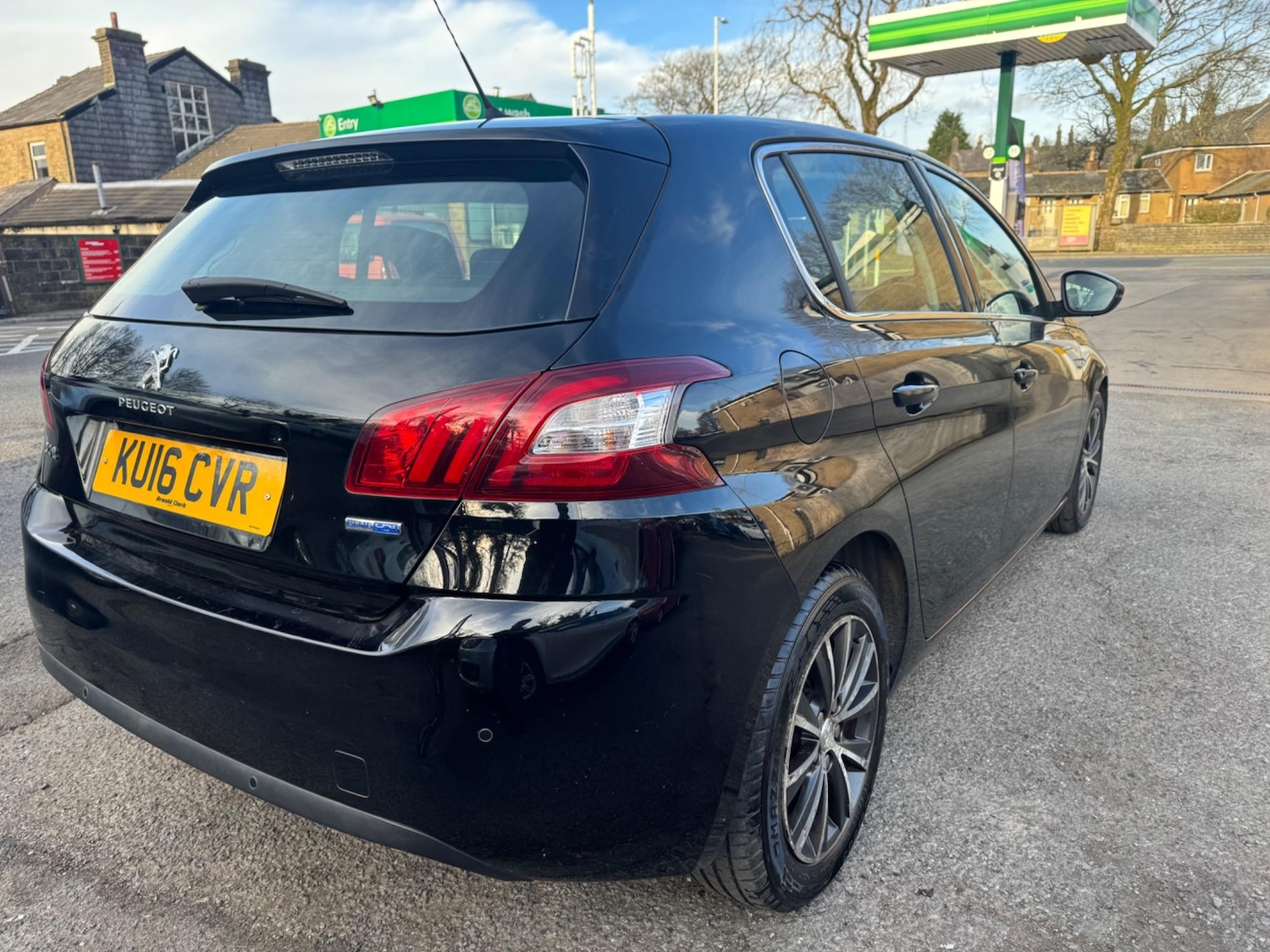 Used Peugeot 308 2016 for sale - 76991842: Photo 4