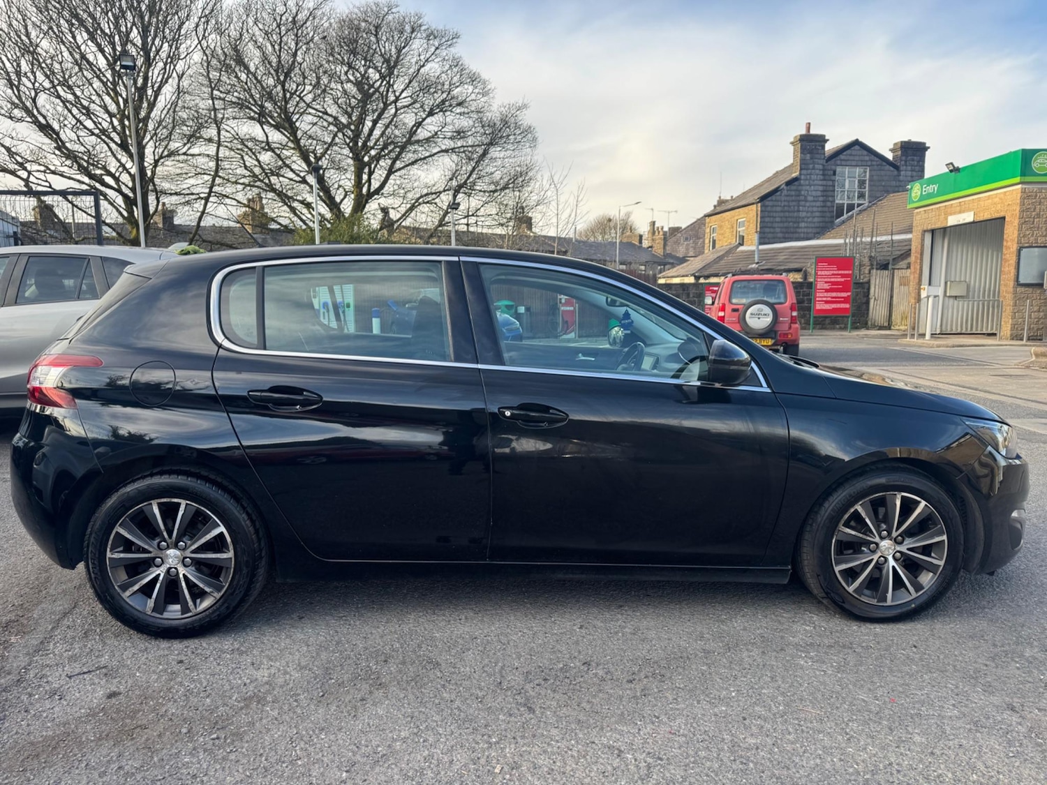 Used Peugeot 308 2016 for sale - 76991842: Photo 6